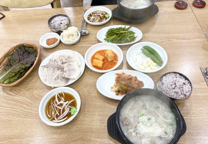 朝ごはんのテジクッパ 韓国旅行購入品  釜山旅行⑤